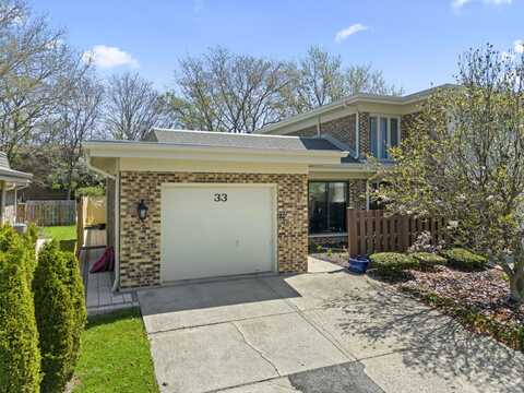 33 Sorrento Drive, Palos Heights, IL 60463