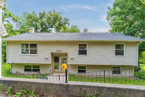 7806 Wooded Shore Drive, Wonder Lake, IL 60097
