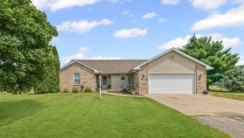 104 Wilsey Lane, Sidney, IL 61877