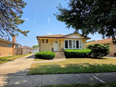 8623 N Ozanam Avenue, Niles, IL 60714