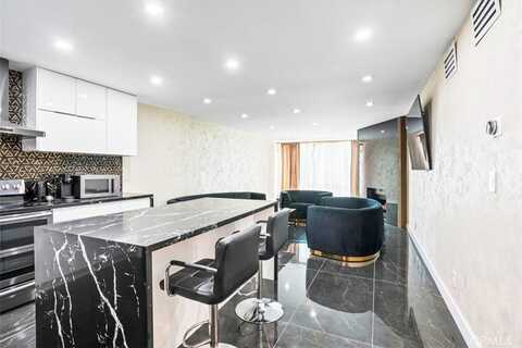 12720 Burbank Boulevard, Valley Village, CA 91607