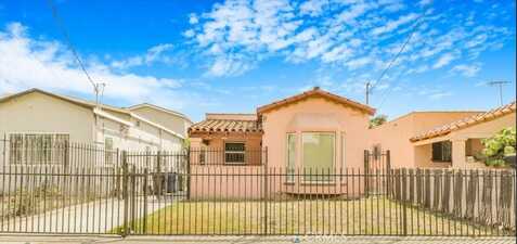 914 W 71st Street, Los Angeles, CA 90044