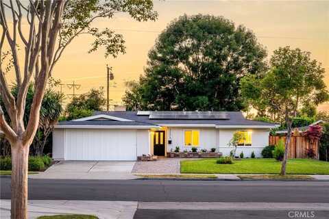 3273 Indiana Ave, Costa Mesa, CA 92626