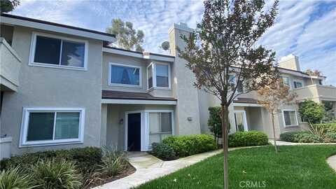 76 Greenmoor, Irvine, CA 92614