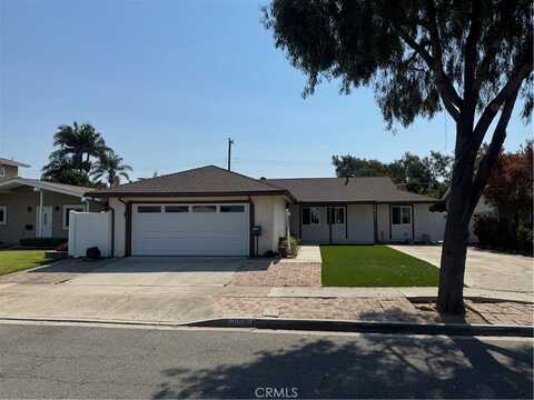 3024 Harding Way, Costa Mesa, CA 92626