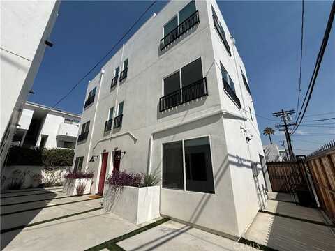 21717 Hart Street, Canoga Park, CA 91303