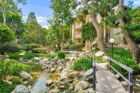 8675 Falmouth Avenue, Playa del Rey, CA 90293