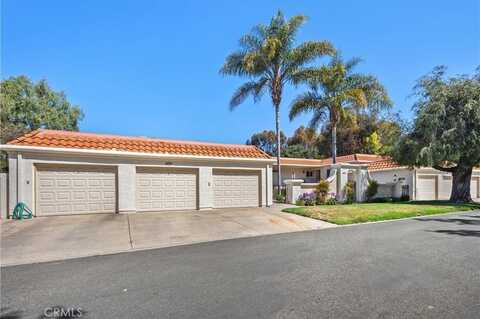 5472 Paseo Del Lago E, Laguna Woods, CA 92637
