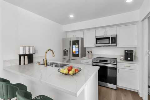 3531 Rainbow Lane, Highland, CA 92346