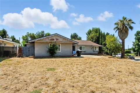 5681 Dumbarton Avenue, San Bernardino, CA 92404