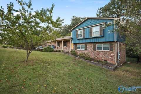 7700 Teal Drive SW, Huntsville, AL 35802
