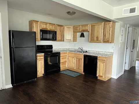 12105 Carriage Court SE, Huntsville, AL 35803