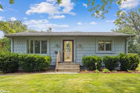 1704 Rainbow Drive, Marshalltown, IA 50158