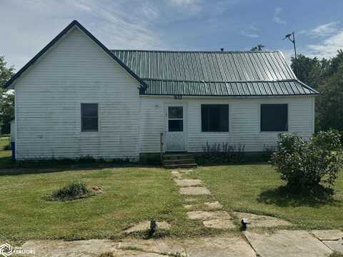 102 Race Street, Cincinnati, IA 52549