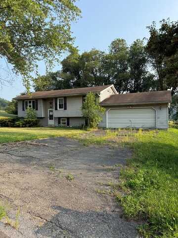 18 Austin Dr, Waverly, NY 14892
