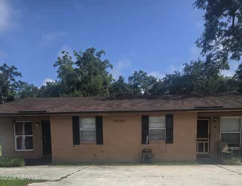 8635 MC GLOTHLIN Street, Jacksonville, FL 32210
