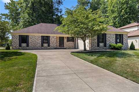 26939 Tall Oaks Trail, Olmsted Falls, OH 44138