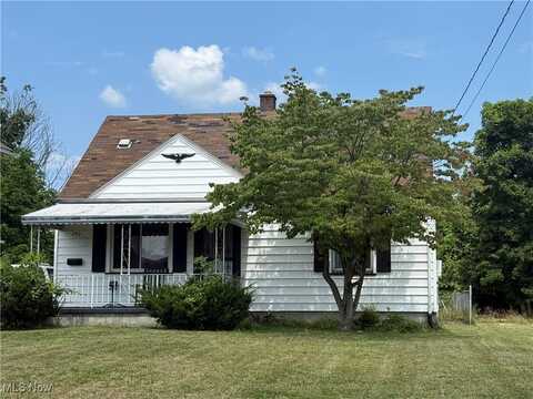 240 E Laclede Avenue, Youngstown, OH 44507