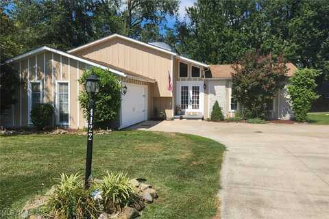 4122 Woodstock Drive, Lorain, OH 44053