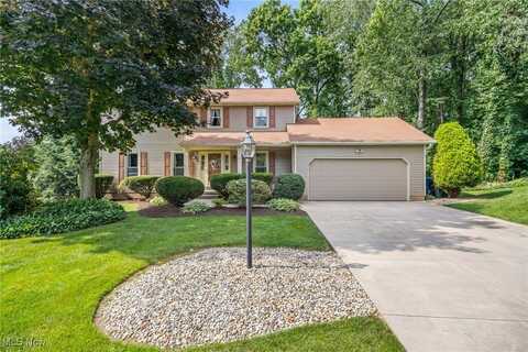 3986 Orange Wood Way, Uniontown, OH 44685