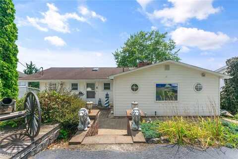 32921 Lakeside Drive, Hanoverton, OH 44423