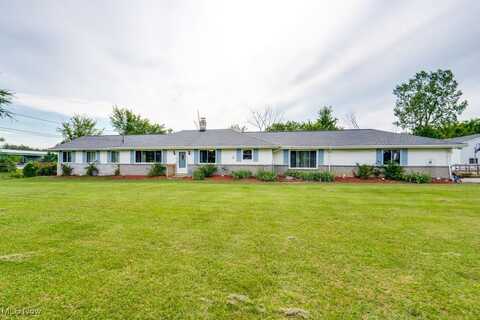 19740 Benbow Road, Strongsville, OH 44136