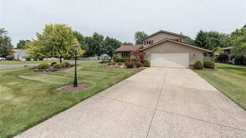 75 Weathervane Lane, Brunswick, OH 44212