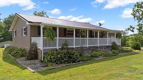4550 State Route 555, Little Hocking, OH 45742