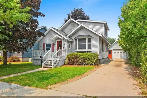 3018 Parkridge Avenue, Marinette, WI 54143