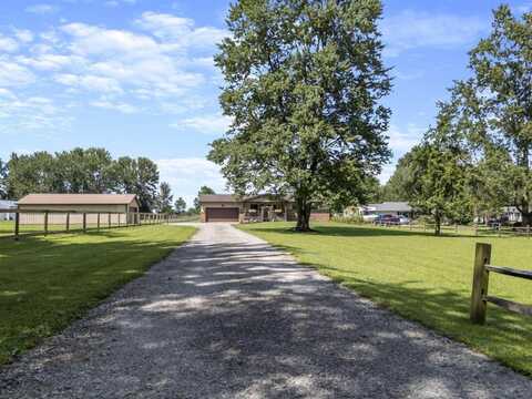 570 Woodside Drive SW, Pataskala, OH 43062