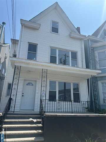 17 E 15th Street, Paterson, NJ 07524