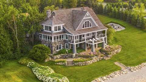 6194 Bay Ridge, Bay Harbor, MI 49770