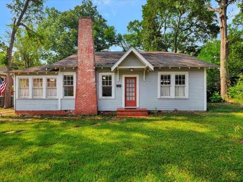 300 E Austin, Nacogdoches, TX 75965