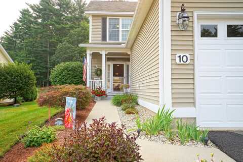 10 Concord Coach Lane, Litchfield, NH 03052