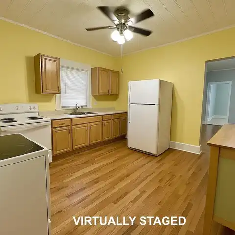 16 Foster Avenue, Manchester, NH 03103