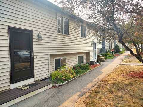 901 Mammoth Road, Manchester, NH 03104