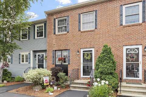 945 Fox Hollow Drive, Hudson, NH 03051