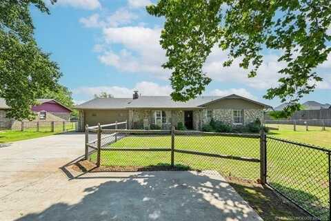 11325 S Elwood Avenue, Jenks, OK 74037