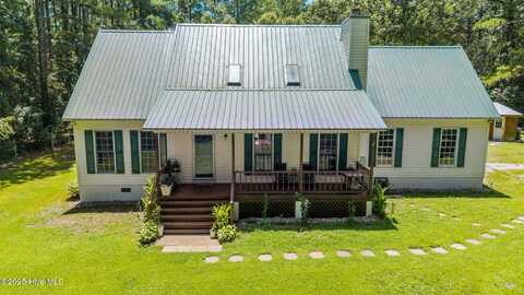 412 Trent Farm Road, New Bern, NC 28562