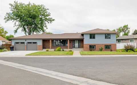 853 N Day St, Powell, WY 82435