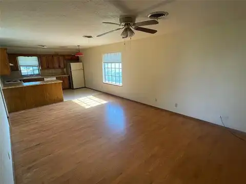 1338 N Washington Street, Weatherford, OK 73096