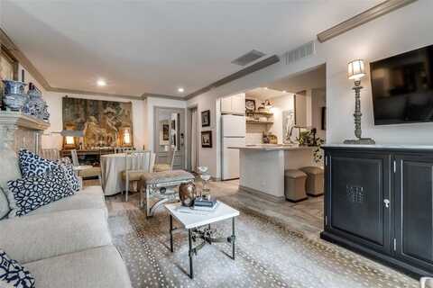 4851 Cedar Springs Road, Dallas, TX 75219