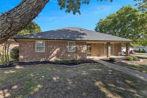 245 SW Rand Drive, Burleson, TX 76028