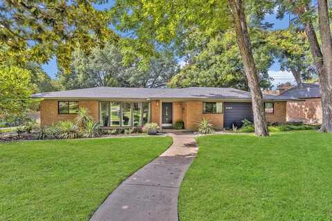 9907 Woodgrove Drive, Dallas, TX 75218