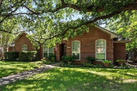 6901 Thornbird Lane, Arlington, TX 76001