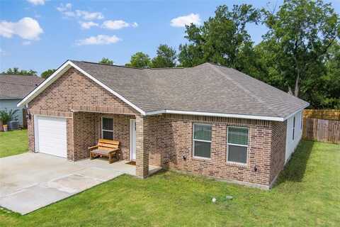 3802 College Street, Greenville, TX 75401
