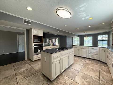 422 W Oneal Street, Wills Point, TX 75169
