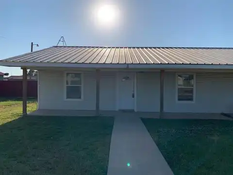720 11th Street, Hawley, TX 79525