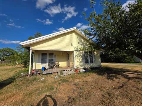 804 N Live Oak Street, Breckenridge, TX 76424