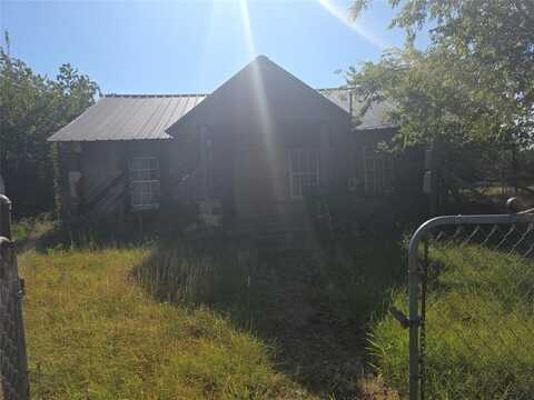 614 N Panther Street, Breckenridge, TX 76424